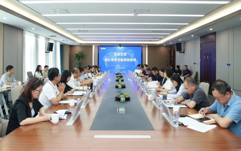 民建市委會副主委張志軍率課題組到榮程集團(tuán)開展市委委托重點考察調(diào)研