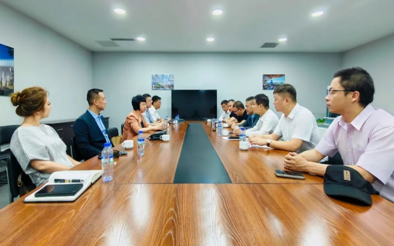 榮程集團(tuán)黨委書(shū)記、融誠(chéng)物產(chǎn)集團(tuán)總經(jīng)理張穎赴烏茲別克斯坦開(kāi)展商務(wù)考察 拓展新領(lǐng)域 推進(jìn)國(guó)際化