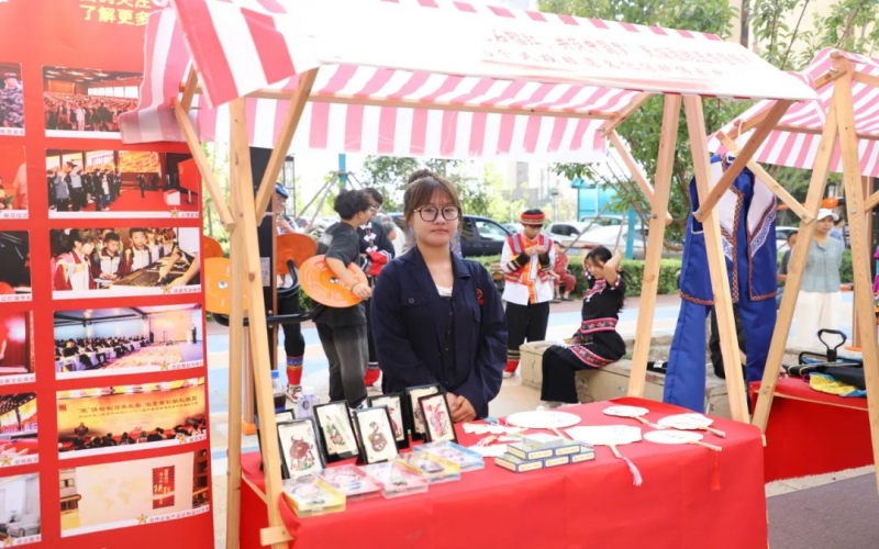 津南區(qū)民族團(tuán)結(jié)進(jìn)步宣傳月啟動，時代記憶精彩亮相